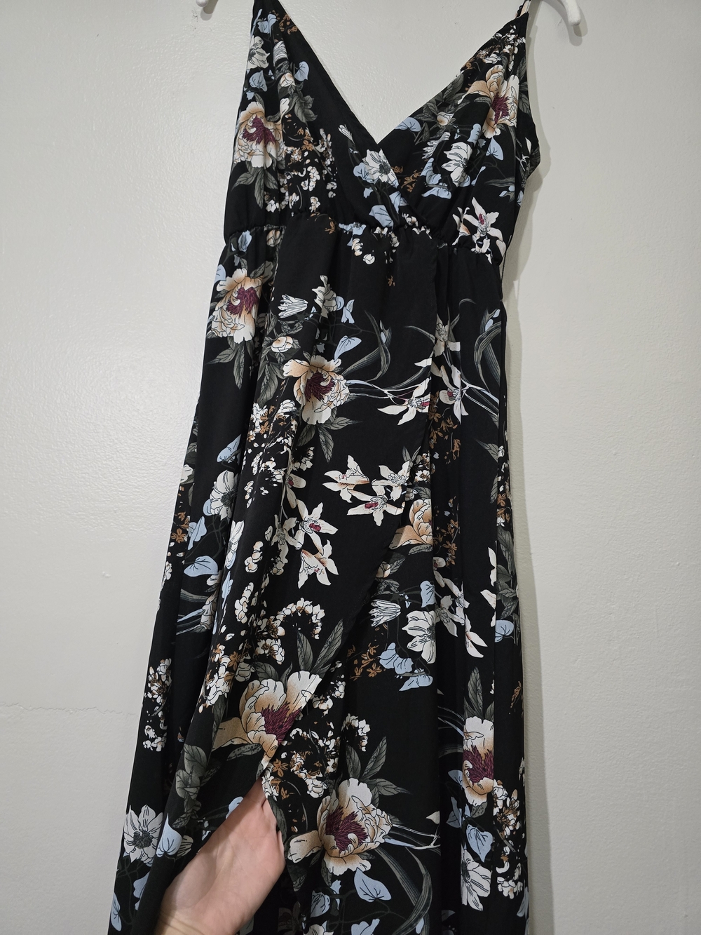 SHEIN Black Floral Hi-Lo Maxi Dress with Spaghetti Straps - Picture 7 of 7